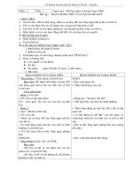 Tài liệu Giáo án môn Tự nhiên xã hội cả năm