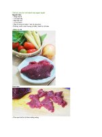 Thịt bò xào ăn với bánh mỳ ngon tuyệt 