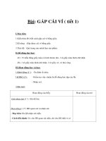 Tài liệu Thủ công 1 - Bài: GẤP CÁI VÍ ( tiết 1) pdf