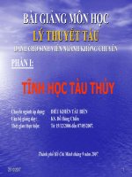 Tài liệu BÀI GIẢNG MÔN HỌC LÝ THUYẾT TÀU (DÀNH CHO SINH VIÊN NGÀNH KHÔNG CHUYÊN) pptx