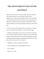 Tài liệu LUYỆN ĐỌC TIẾNG ANH QUA TÁC PHẨM VĂN HỌC-THE ADVENTURES OF TOM SAWYER CHAPTER 10 ppt