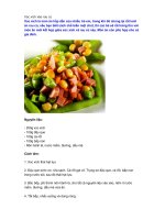 Xúc xích xào rau củ