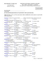 ĐỀ THI TUYỂN SINH CAO ĐẲNG NĂM 2012 Môn: TIẾNG ANH; Khối A1 và Khối D1 mã 869 