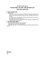 E:TAILIEUHDDNGLL dasuahoatdongngoaigio11e.doc