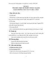 HOẠT ĐỘNG HƯỚNG NGHIỆP 11