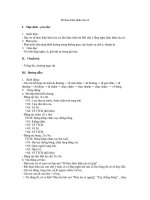 Đi theo hiệu lệnh của cô