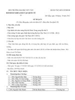 May đồng phục sinh viên