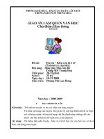 Làm quen văn học - Truyện: Kiến con đi ôtô