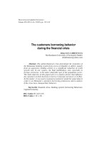 The customers borrowing behavior during the financial crisis 