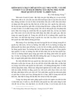 kiểm soát chặt chẽ quyền lực nhà nước