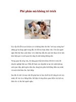 Phê phán mà không trì trích