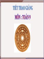 Sự xác định đường tròn. Tính chất đối xứng của đường tròn (Toan 9)