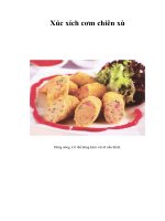 Xúc xích cơm chiên xù