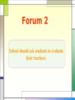 School should ask students to evaluate  their teachers.