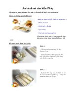 Ăn bánh mì rán kiểu Pháp