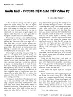 Tài liệu Báo cáo khoa học: Ngôn ngữ phương tiện giao tiếp công vụ pdf