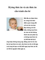 Tài liệu Dị ứng thức ăn và các thức ăn cần tránh cho bé pptx