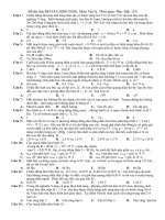 Tài liệu Đề thi ĐH - CĐ môn Vật lý năm 2010 (Kèm phiếu soi đáp án) pptx