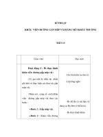 Tài liệu KĨ THUẬT - KHÂU VIỀN ĐƯỜNG GẤP MÉP VẢI BẰNG MŨI KHÂU THƯỜNG doc