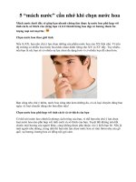 Tài liệu 5 “mách nước” cần nhớ khi chọn nước hoa docx