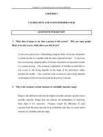 Tài liệu Câu hỏi đánh giá môn Kinh tế vĩ mô bằng tiếng Anh- Chương 5 pptx