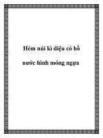 Hẻm núi kì diệu có hồ nước hình móng ngựa doc