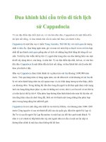 Đua khinh khí cầu trên di tích lịch sử Cappadocia pptx