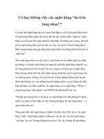 Có hay không việc các ngân hàng “ăn trên lưng nhau”? docx