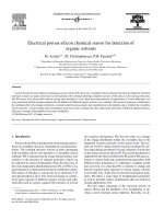 Electrical porous silicon chemical sensor for detection of organic solvents
