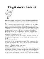 Cô gái xéo lên bánh mì pot