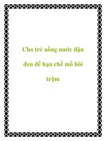 Cho trẻ uống nước đậu đen để hạn chế mồ hôi trộm docx