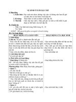 iáo án bài Vệ sinh ở tuổi dậy thì - Khoa học 5 - GV:L.N.Tân: