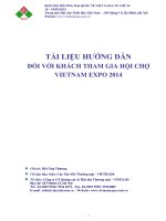 hướng dẫn khách tham quan hội chợ