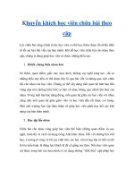 Khuyến khích học viên chữa bài theo cặp pot