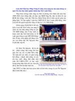 Liên đội TH Điệp Nông tặng áo, quà Tết cho hs ngheo