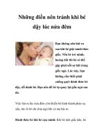 Những điều nên tránh khi bé dậy lúc nửa đêm doc