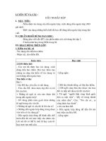 Luyện từ và câu: Dấu ngoặc kép