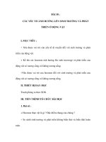 Sinh học 11 - BÀI 38 : CÁC YẾU TỐ ẢNH HƯỞNG LÊN SINH TRƯỞNG VÀ PHÁT TRIỂN Ở ĐỘNG VẬT pdf