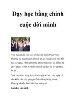 Dạy học bằng chính cuộc đời mình docx