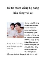Để bé thăm viếng họ hàng hòa đồng vui vẻ pot