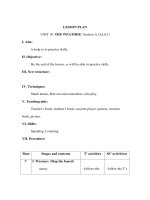 Giáo án Tiếng anh lớp 3 - LESSON PLAN UNIT 10: THE WEATHER / Section A (4,5,6,7) pptx
