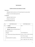 Hoạt động tập thể lớp 2 - Nề nếp di chuyển pptx