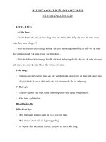 Vật lý lớp 9 - MÀU SẮC CÁC VẬT DƯỚI ÁNH SÁNG TRẮNG VÀ DƯỚI ÁNH SÁNG MÀU potx