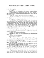 Ông Giuốc-Đanh mặc lễ phục