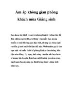 Ấm áp không gian phòng khách mùa Giáng sinh docx