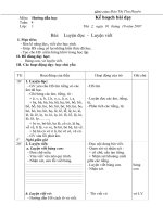 Hướng dẫn học: Luyện đọc - tập viết lớp 1 tuần 4 docx