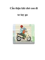 Cẩn thận khi chở con đi xe tay ga doc
