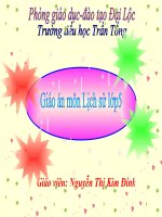 sử 5; tiến vào dinh độc lập