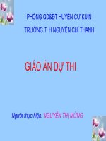 Chính tả ( Nghe - viết ) : Vương quốc vắng nụ cười