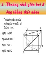 Khoảng cách Toán 11